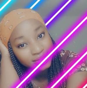 Meet your Posher, Justine